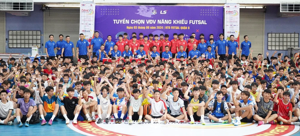 3.463 thí sinh đăng ký tuyển chọn vận động viên năng khiếu Futsal Thái Sơn Nam TPHCM. ẢNH: HỮU THÀNH