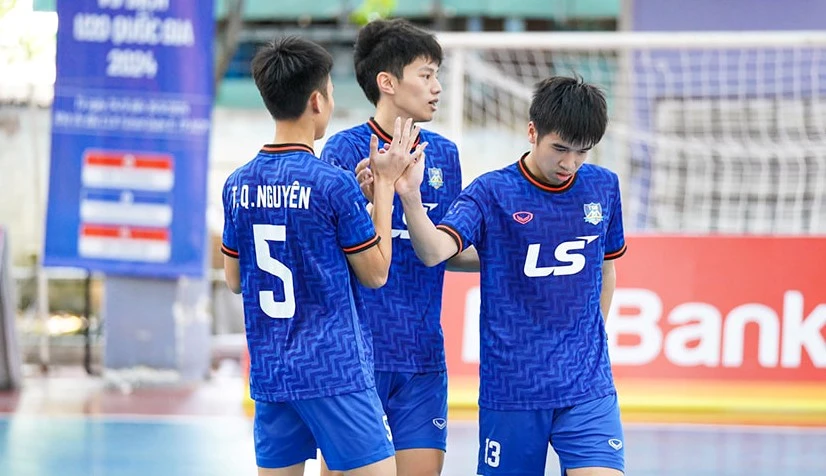 Các cầu thủ U20 Thái Sơn Bắc sớm đoạt vé vào vòng bán kết Giải Futsal U20 quốc gia 2024. 