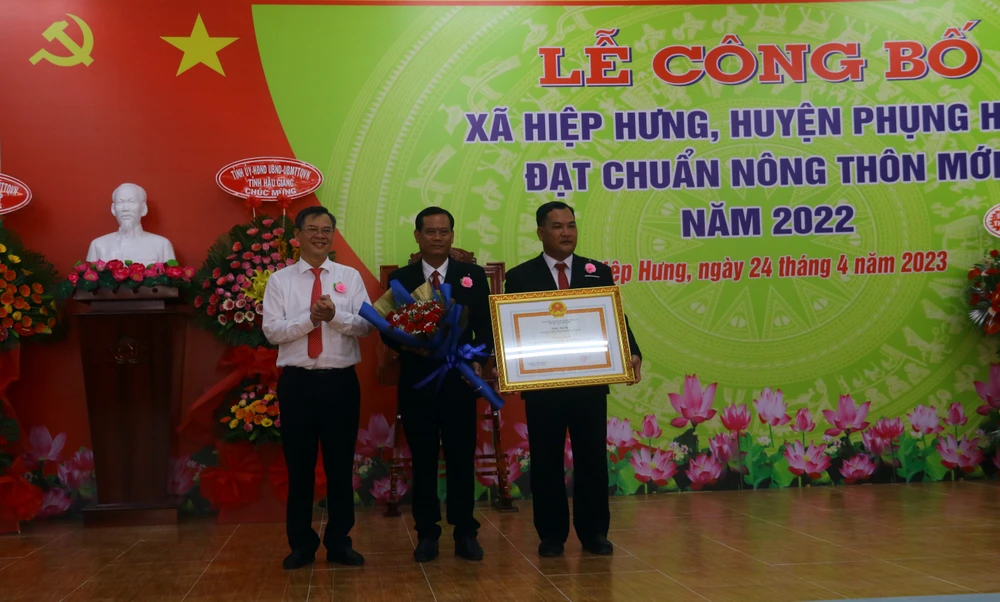 Hậu Giang: 37/51 xã đạt chuẩn nông thôn mới