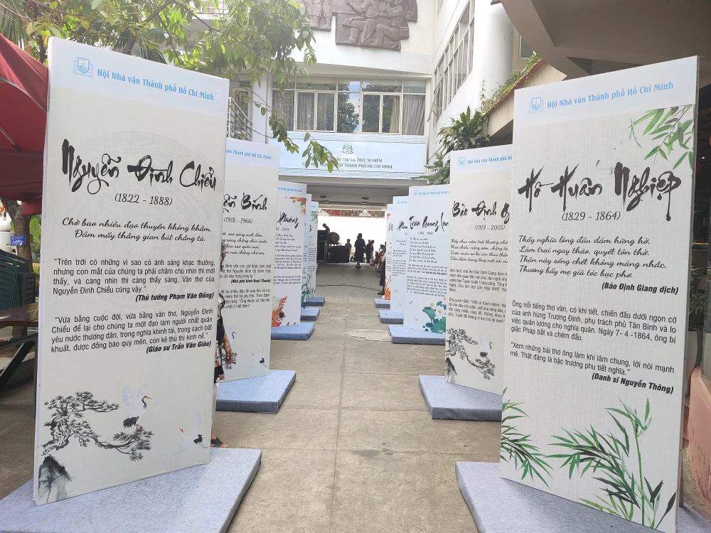 Con đường thơ tại Ngày thơ Việt Nam năm 2023, nơi tôn vinh những nhà thơ tiêu biểu gắn bó với phương Nam 