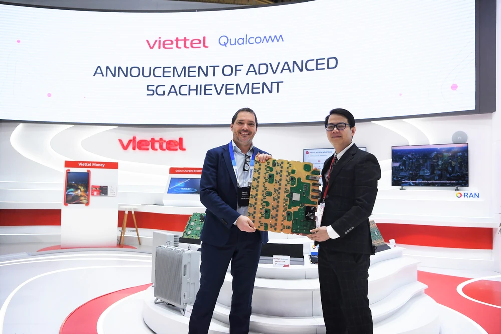 Viettel và Qualcomm sản xuất thành công khối vô tuyến trạm thu phát sóng 5G đầu tiên sử dụng chipset ASIC theo tiêu chuẩn Open RAN