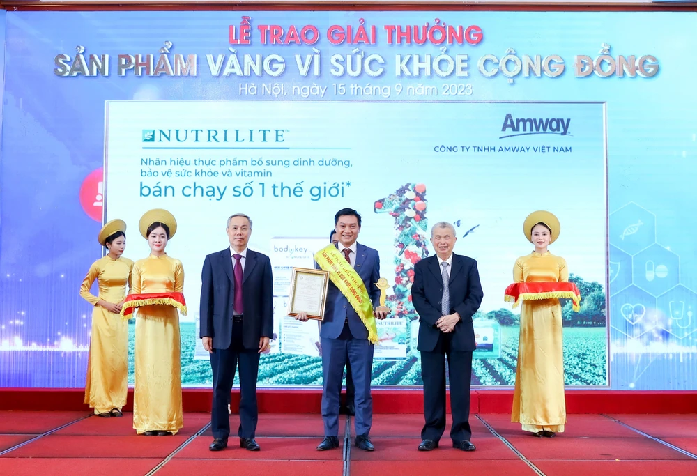 Amway Việt Nam lần thứ 11 nhận giải thưởng “Sản phẩm vàng vì sức khỏe cộng đồng”