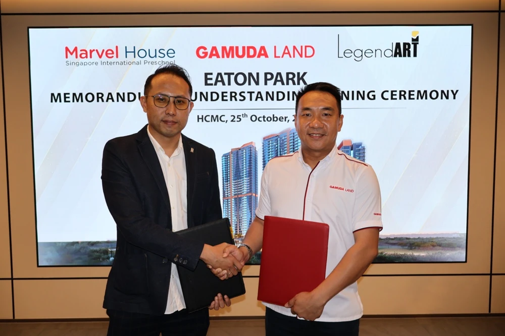 Đại diện Gamuda Land và Legend Art hoàn thành việc ký kết thỏa thuận hợp tác tại dự án Eaton Park