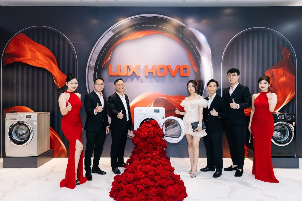 Công bố ra mắt thương hiệu thiết bị Lux Hovo