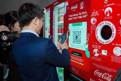 Coca-Cola khởi động chương trình "Chai nhựa tái sinh, Hành trình tiếp nối" năm thứ hai