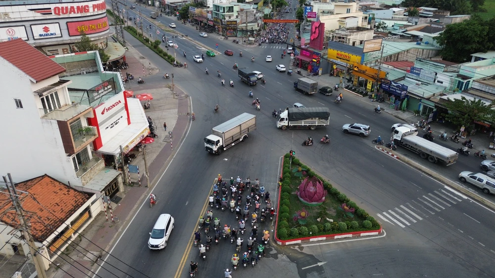 Nỗ lực xử lý các “điểm đen” về tai nạn trên tuyến Quốc lộ 1 qua Long An, Tiền Giang