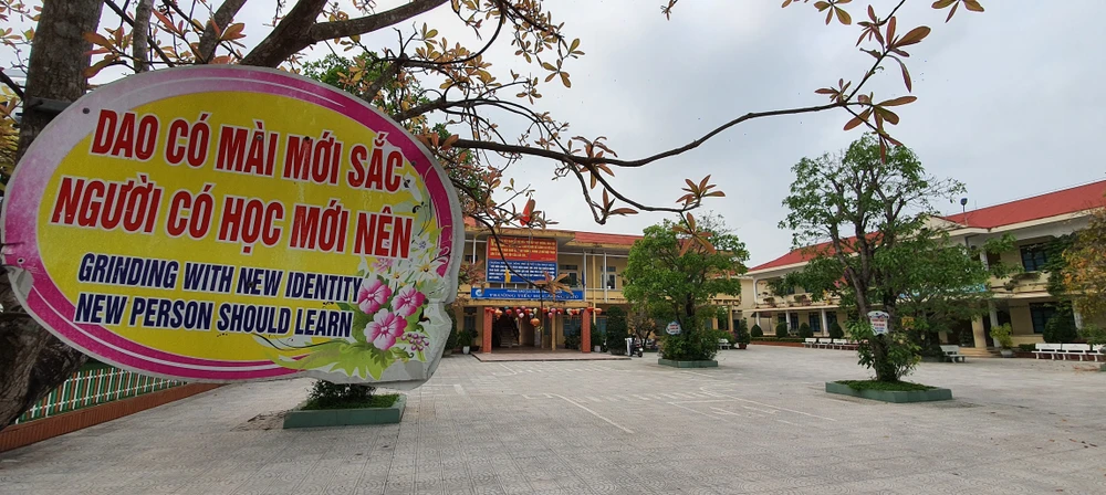 Bên trong trường tiểu học Đồng Phú, Đồng Hới