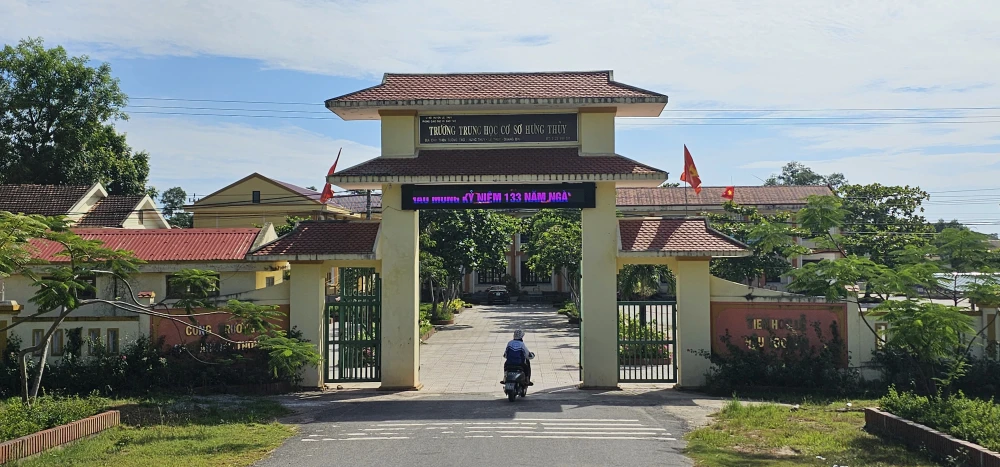 Trường THCS Hưng Thủy, huyện Lệ Thủy nơi cháu V bị bạo hành hội đồng và không thể thi vào lớp 10. 