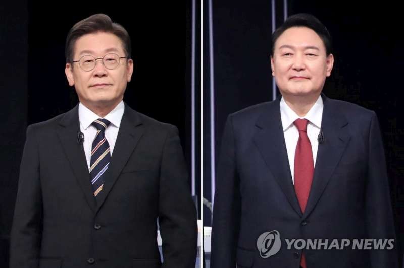　執政黨共同民主黨總統人選李在明（左）和國民力量總統人選尹錫悅。