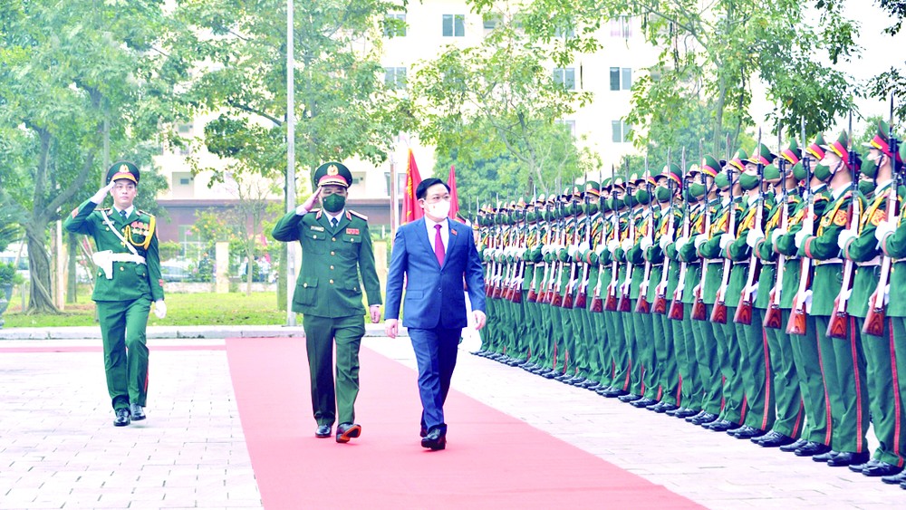 國會主席王廷惠出席Z111工廠傳統日紀念儀式。