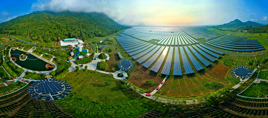 安好太陽能發電廠的黃昏十分壯觀