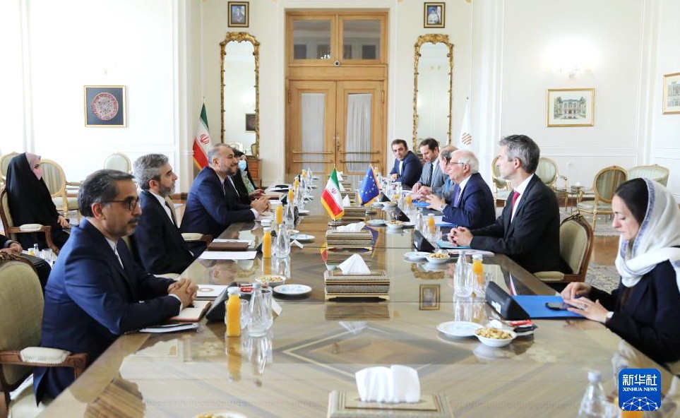 6月25日，伊朗外長阿卜杜拉希揚在德黑蘭和歐盟外交與安全政策高級代表博雷利舉行會晤。新華社發（伊朗外交部供圖）