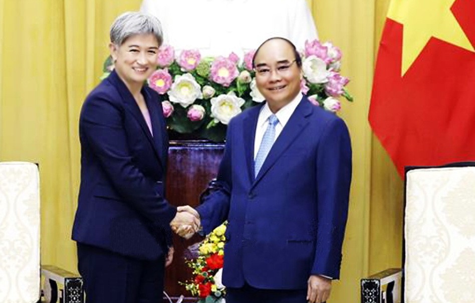 國家主席阮春福接見黃英賢外長。