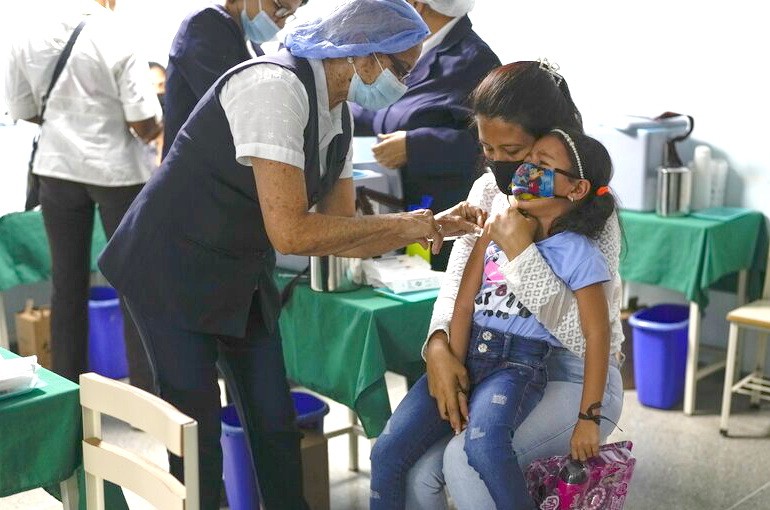 一名兒童在接種脊髓灰質炎疫苗。（圖片來源：美聯社資料圖）