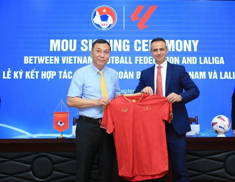 为越南足球与世界足坛接轨创造机会