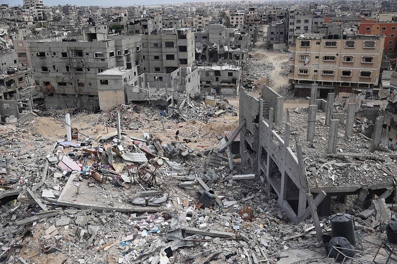 加沙地带汗尤尼斯，被毁的建筑物。