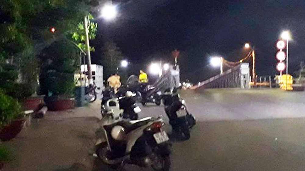Ngành chức năng tỉnh An Giang đang điều tra vụ tai nạn giao thông thủy nghiêm trọng xảy ra trong đêm qua
