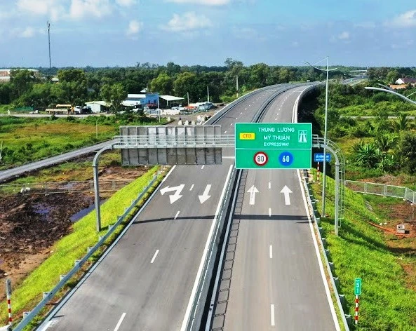Theo kế hoạch, cao tốc Trung Lương - Mỹ Thuận sẽ khánh thành vào sáng 27-4-2022