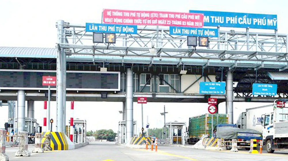Trạm thu phí cầu Phú Mỹ (TPHCM) đã áp dụng thu phí tự động không dừng