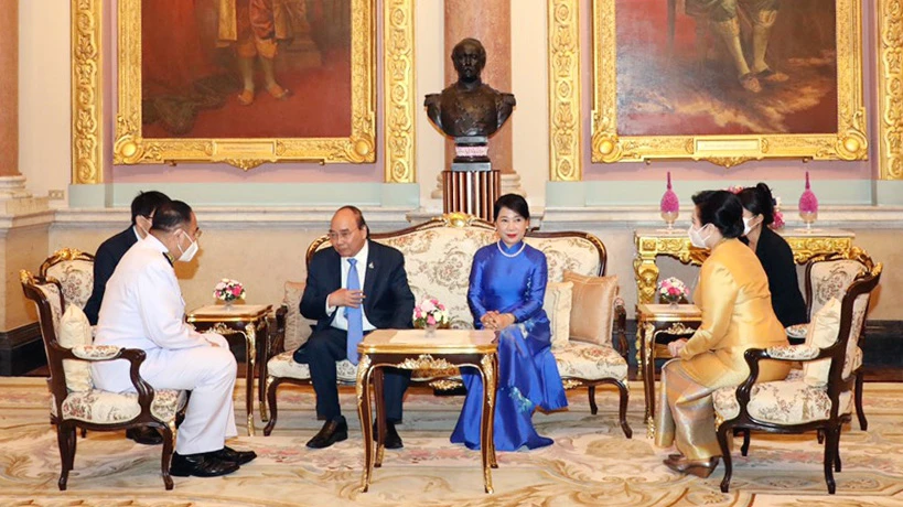 Chủ tịch nước Nguyễn Xuân Phúc và Phu nhân hội kiến Nhà Vua Maha Vajiralongkorn và Hoàng hậu Thái Lan