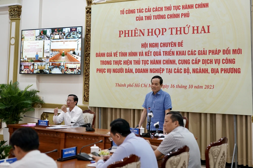 Phó Thủ tướng Trần Lưu Quang phát biểu tại phiên họp. Ảnh: HOÀNG HÙNG