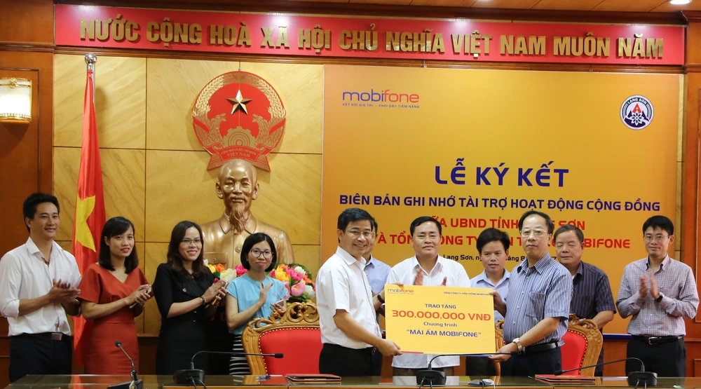 MobiFone ký kết biên bản ghi nhớ với UBND tỉnh Lạng Sơn