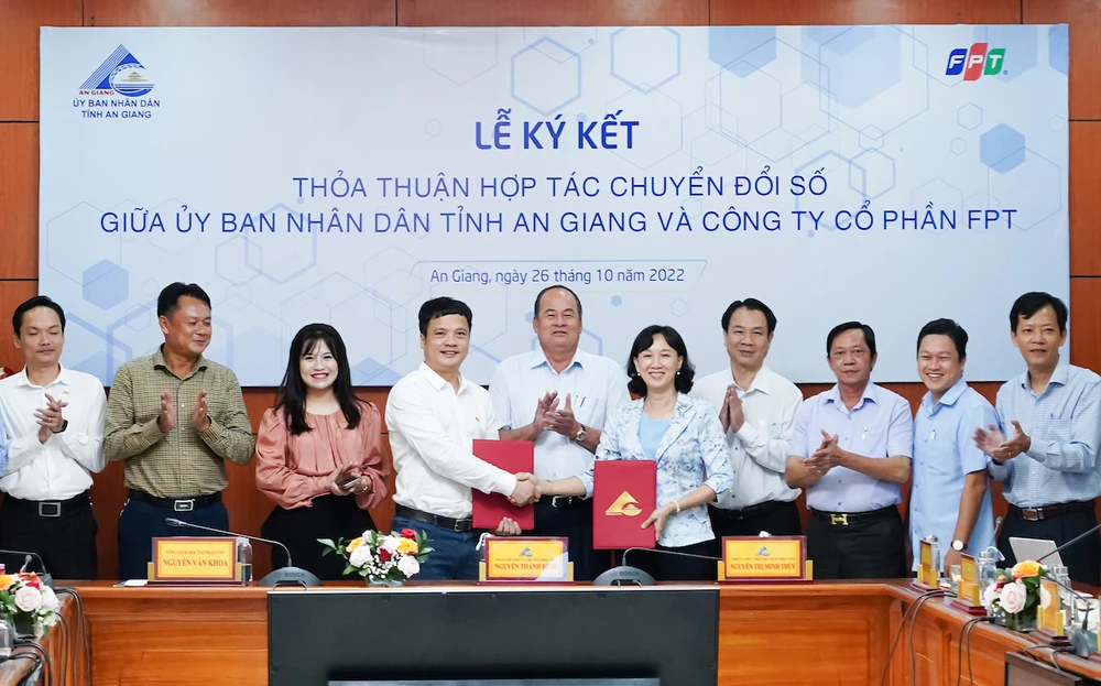 Tập đoàn FPT và UBND tỉnh An Giang ký kết thỏa thuận hợp tác 