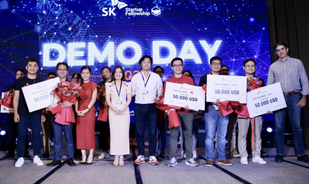 Các startup Việt Nam xuất sắc nhận giải tại Demo Day của SK Startup Fellowship 2022.