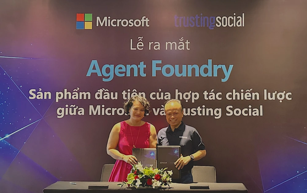  Microsoft Việt Nam và Trusting Social ký kết ghi nhớ
