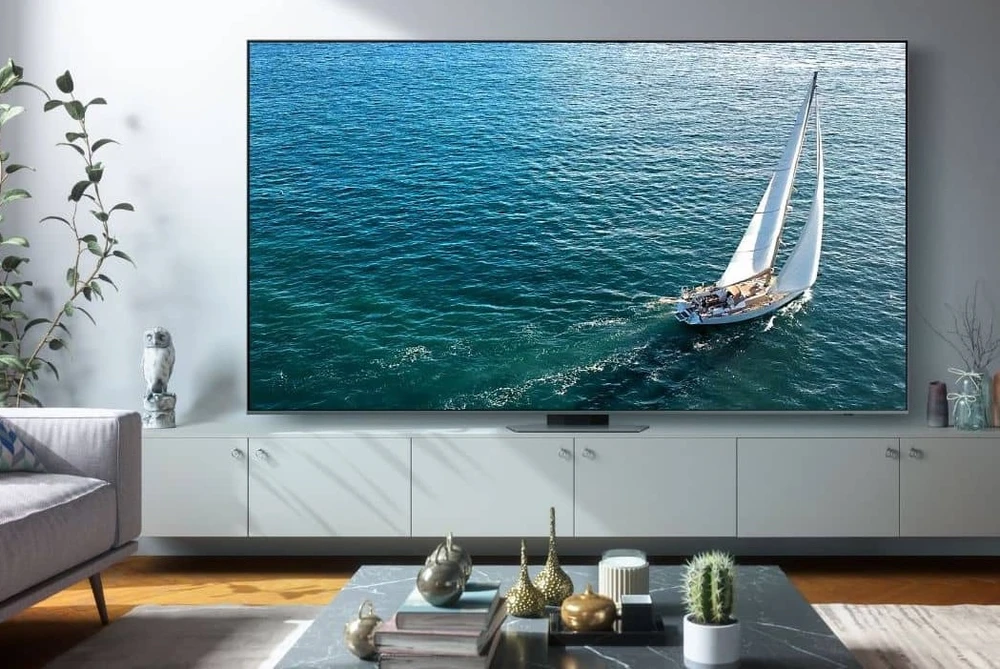 Tivi 98 inch QLED (98Q80C), sản phẩm TV cỡ lớn của Samsung