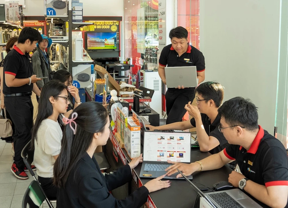 FPT Shop đã chuẩn bị đầy đủ các thương hiệu laptop cho chương trình Back To School 2024.