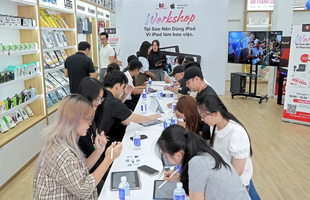 Buổi workshop “Tại sao nên dùng iPad – Vì iPad làm bao việc”