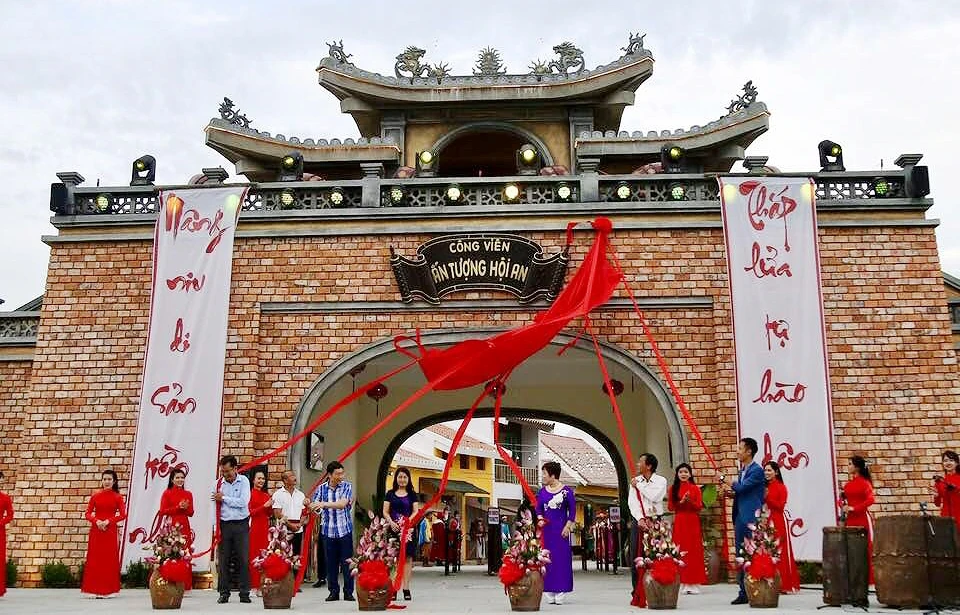 Hội An ra mắt công viên văn hoá trên sông Hoài