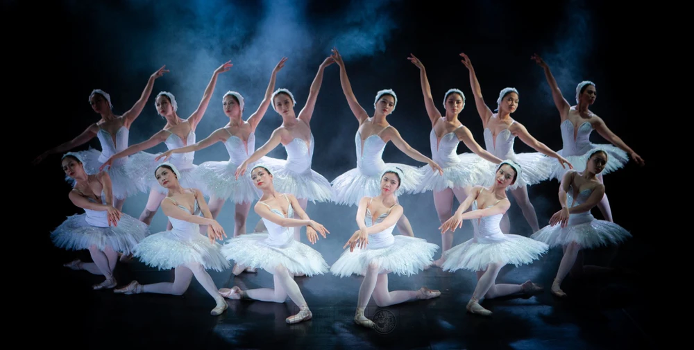  Vở ballet Hồ Thiên Nga của VNOB