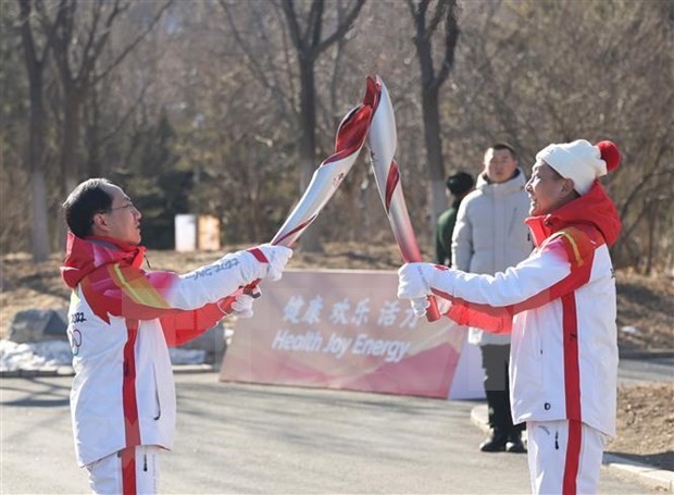 ￼2月2日在中國北京舉行的2022年北京冬奧會火炬傳遞儀式。圖自新華社/越通社