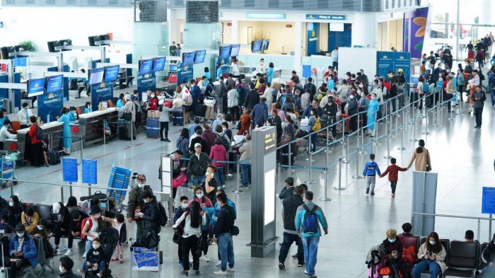 自1月起試行恢復國際航線後國際乘客猛增。