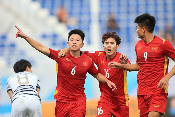   越南球員慶祝進球（圖源：互聯網）