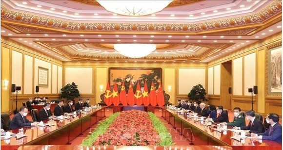 越南黨中央總書記阮富仲與中國共產黨中央委員會總書記、中華人民共和國國家主席習近平進行會談。