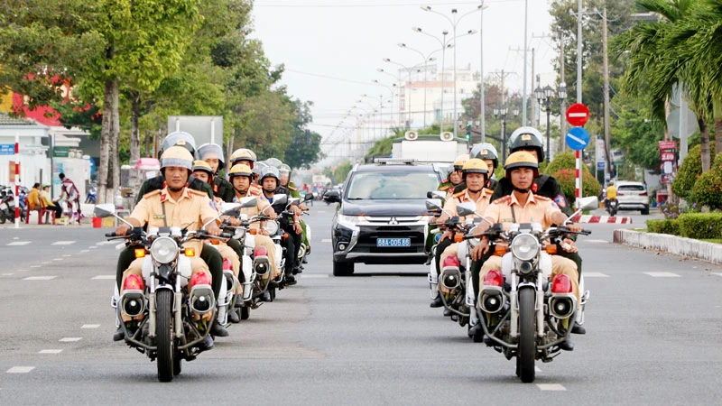 Kiên Giang ra quân đảm bảo an ninh trật tự dịp Tết Nguyên đán 2024 