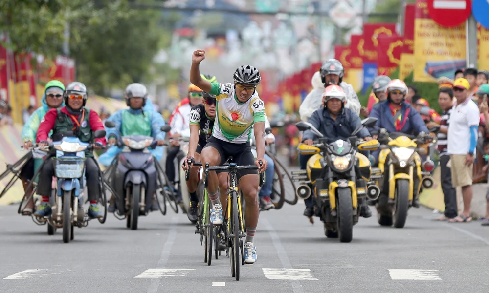 Ngọc Sơn và Thành Tâm rút lui khỏi đội tuyển xe đạp quốc gia