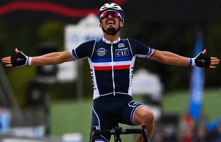 Julian Alaphilippe giúp người Pháp có HCV xe đạp thế giới sau 23 năm chờ đợi ảnh 1 Julian Alaphilippe giúp người Pháp có HCV xe đạp thế giới sau 23 năm chờ đợi ảnh 1