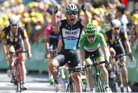 Mark Cavendish trở lại với màu áo Deceuninck - Quick-Step.