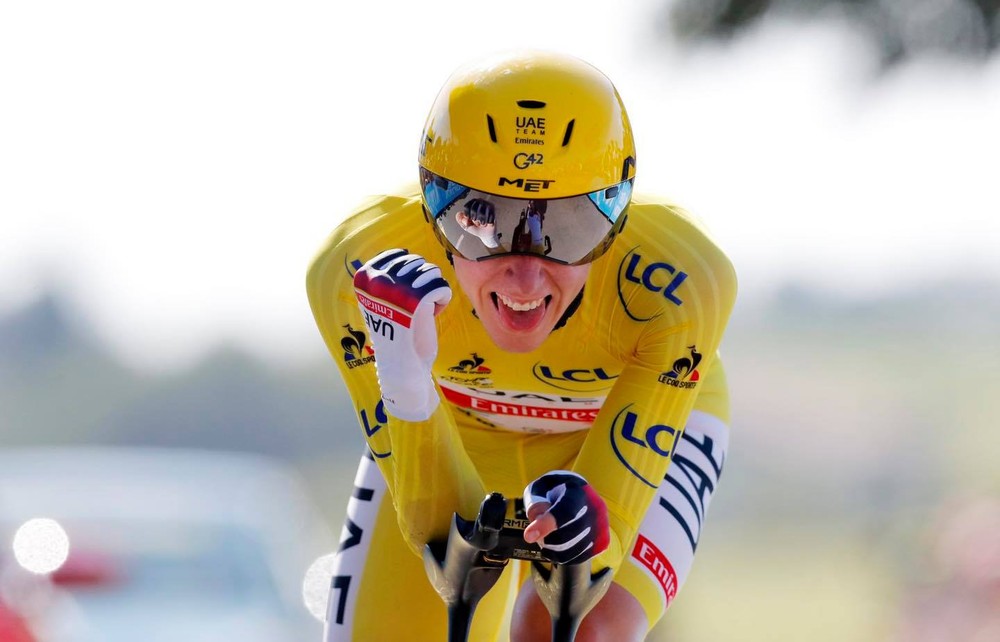 Wout Van Aert thắng chặng cá nhân tính giờ