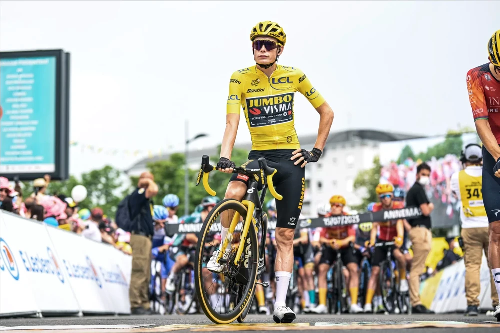 Áo vàng Tour de France 2023 là chiến tích quan trọng của Jonas Vingegaard