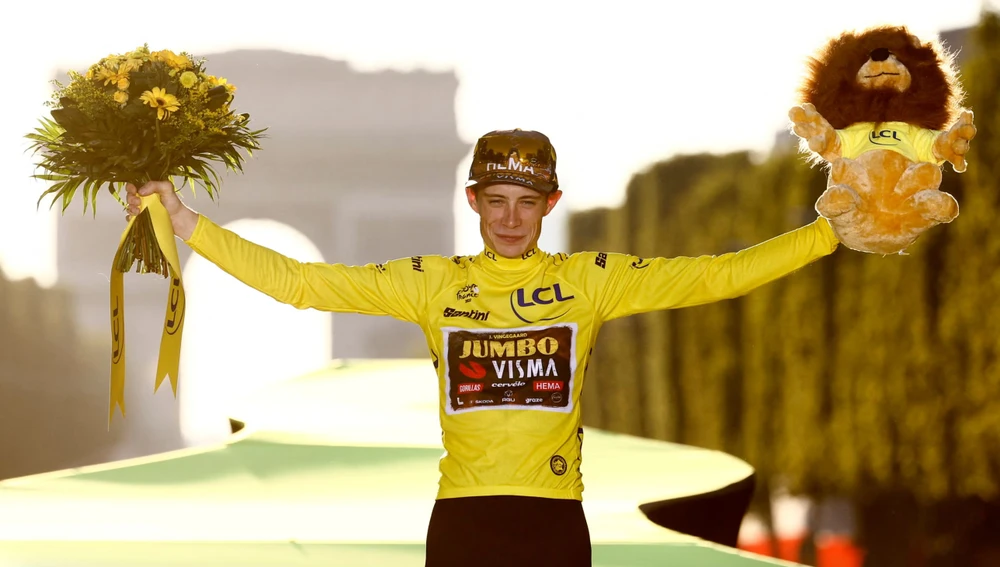 Jonas Vingegaard đã hai lần liên tiếp vô địch Tour de France