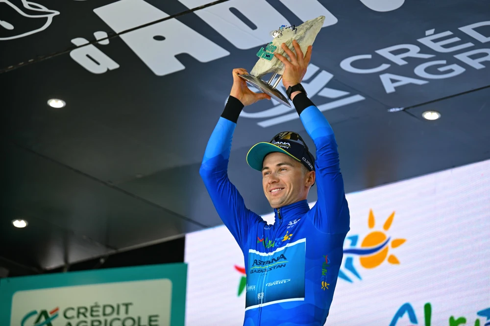 Alexey Lutsenko thâu tóm danh hiệu tại Giro d'Abruzzo 2024