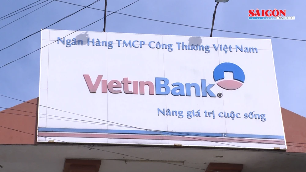 Nam thanh niên dùng súng ngắn cướp ngân hàng giữa ban ngày 