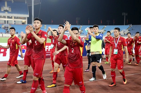ĐT Việt Nam sẽ khởi đầu năm 2019 bằng VCK ASIAN Cup. Ảnh: MINH HOÀNG