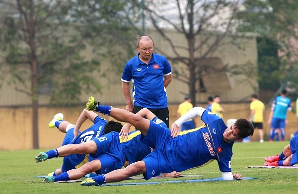 Lịch thi đấu vòng 4 V-League đã được điều chỉnh để các tuyển thủ QG an tâm thi đấu ở vòng loại Asian Cup 2019. Ảnh: Hải Đăng