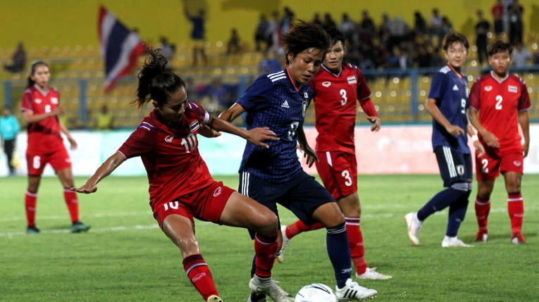 Nhật Bàn (áo xanh) thắng cách biệt 2-0 trước Thái Lan. Ảnh: AFC
